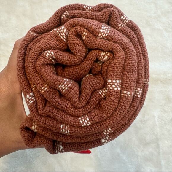 Little Korboose woven knit throw blanket orange plaid - Picture 4 of 6